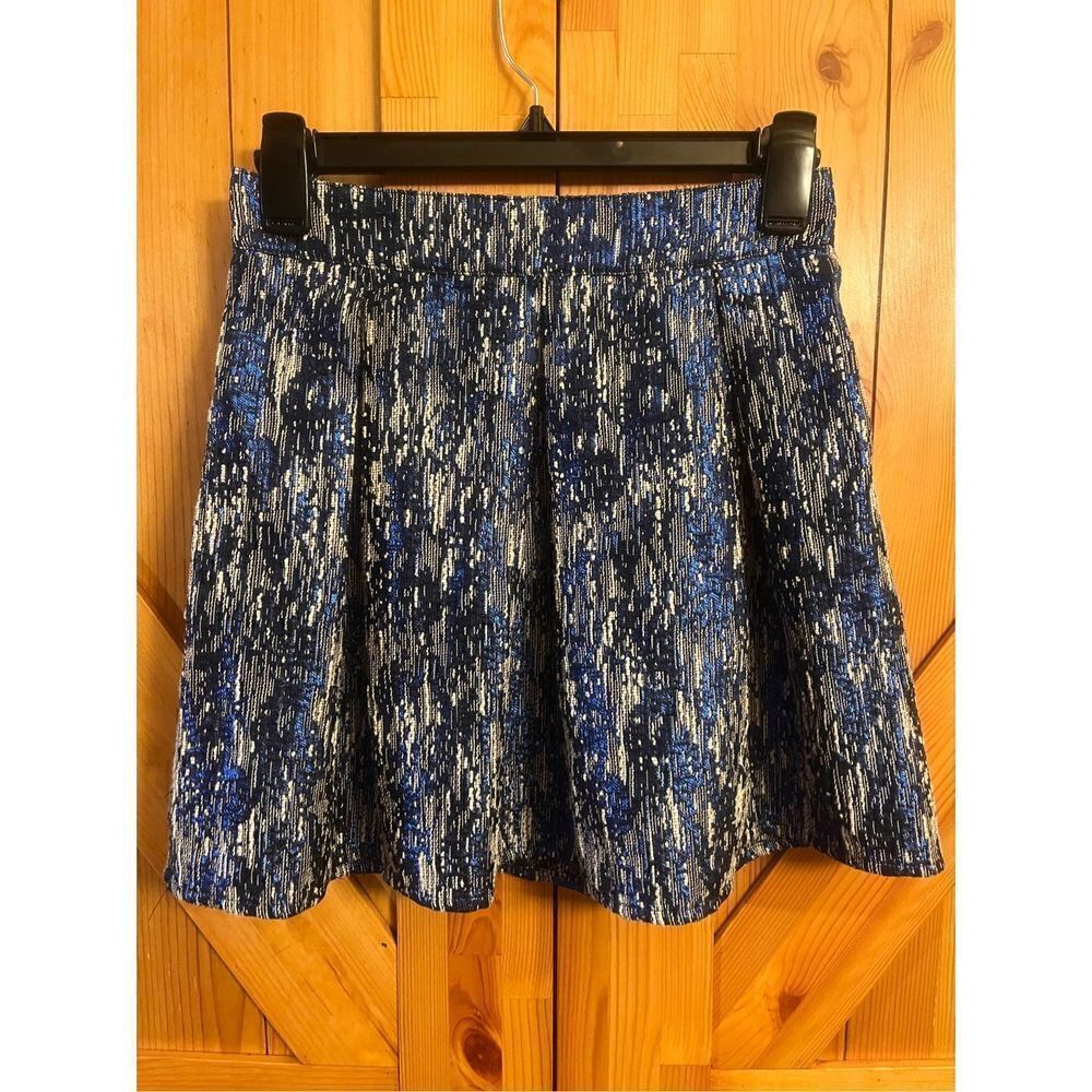 Bethany Mota skirt size small (1541)